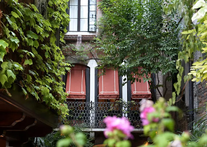 Flora - By Romanelli FamilyHotel Venise